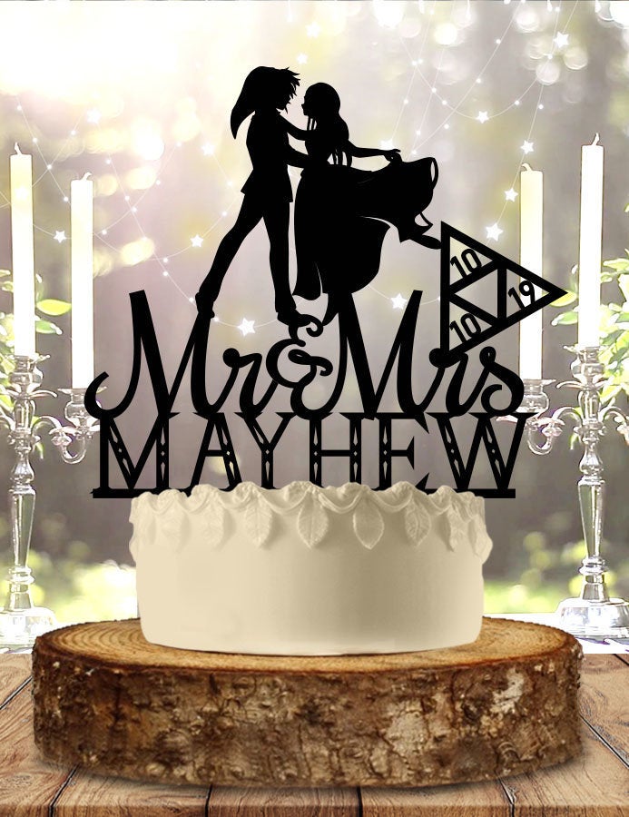 Link and Zelda Gamer Elf and Princess Anniversary Personalized Wedding Cake Topper